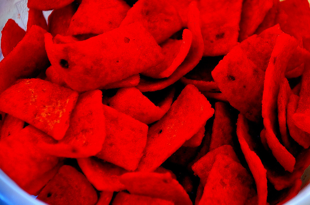 600mg Flaming Hot Fritos Infused Corn Chips - Image 2