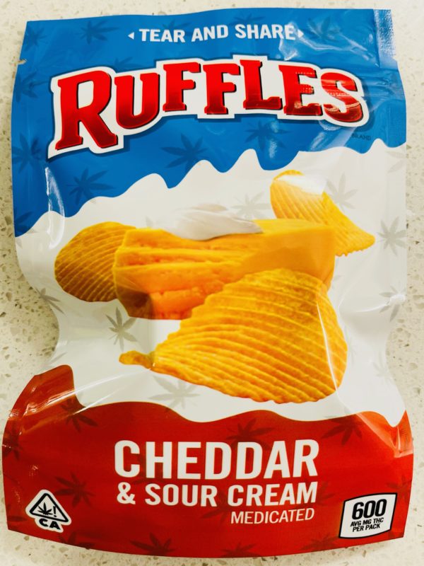 600mg Cheddar & Sour Cream Ruffles Infused Chips